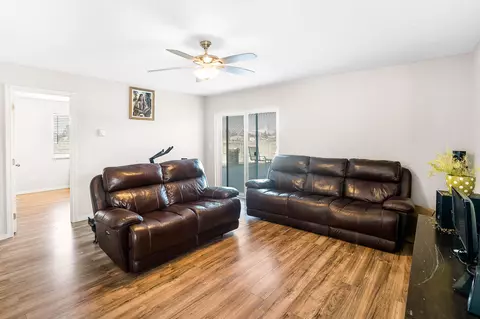 Living - 65605 61st St, Bend, OR 97703 photo 1 of 1