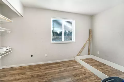 Bedroom - 65605 61st St, Bend, OR 97703 photo 1 of 4