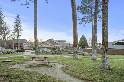 338 Cherry Wood, Eagle Point, OR 97524 photo 34