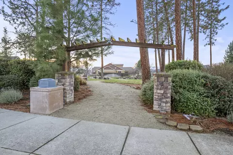 338 Cherry Wood, Eagle Point, OR 97524 photo 32