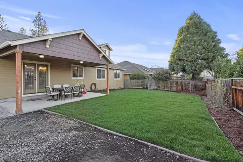338 Cherry Wood, Eagle Point, OR 97524 photo 29