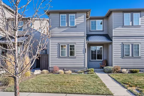 2378 NE Victor Pl, Bend, OR 97701