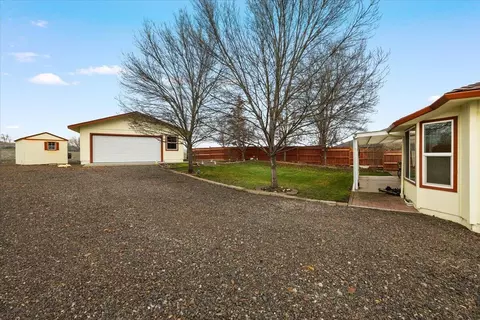 525 Westminster Dr, Eagle Point, OR 97524 photo 26