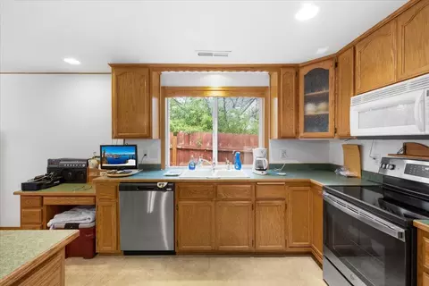 525 Westminster Dr, Eagle Point, OR 97524 photo 22
