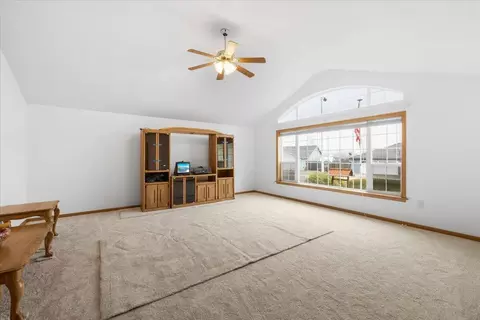 525 Westminster Dr, Eagle Point, OR 97524 photo 5