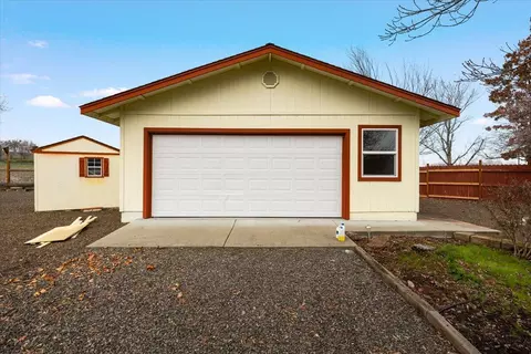 525 Westminster Dr, Eagle Point, OR 97524 photo 28