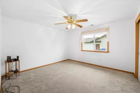 525 Westminster Dr, Eagle Point, OR 97524 photo 13