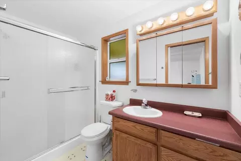 525 Westminster Dr, Eagle Point, OR 97524 photo 9