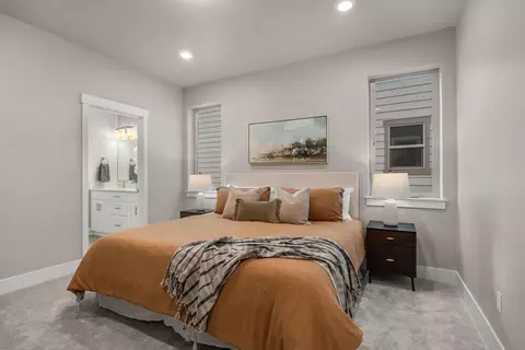 Bedroom - 51990 Crescent Creek Dr, La Pine, OR 97739 photo 1 of 1