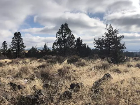 okanogan street, Chiloquin, OR 97624