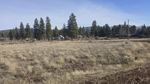 2100 Fred Pl, Chiloquin, OR 97624 photo 4