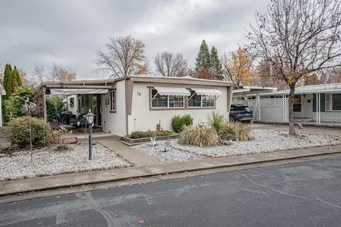 2252 Table Rock Rd #SPC 76, Medford, OR 97501