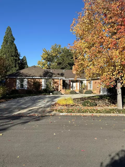 3009 El Dorado Dr, Medford, OR 97504