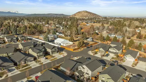 21129 Thomas Dr, Bend, OR 97702 photo 38