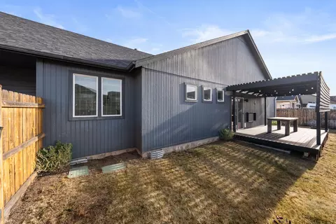 21129 Thomas Dr, Bend, OR 97702 photo 25
