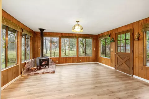 Other - 957 Eric Loop, Grants Pass, OR 97526 photo 2 of 3