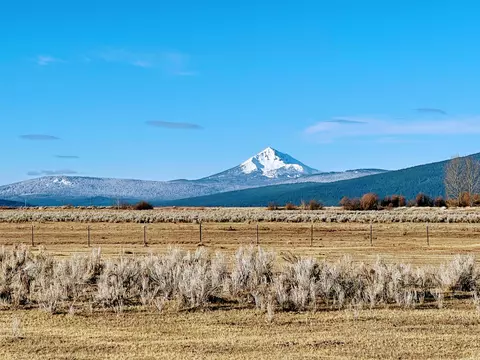 31130 Modoc Point Rd, Chiloquin, OR 97624