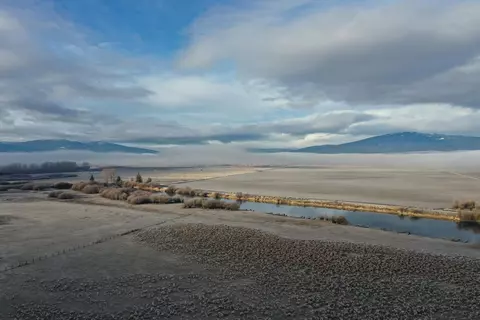 View/Area - 31130 Modoc Point Rd, Chiloquin, OR 97624 photo 3 of 6