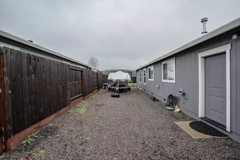 1007 Stonewater Dr, Eagle Point, OR 97524 photo 22