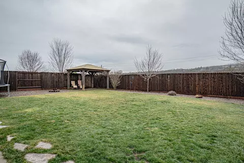 1007 Stonewater Dr, Eagle Point, OR 97524 photo 20
