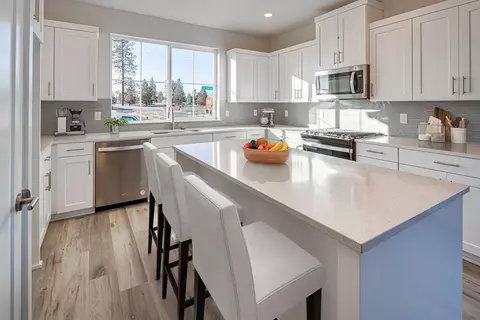 Kitchen - 3982 NE Oakside Loop, Bend, OR 97701 photo 1 of 1