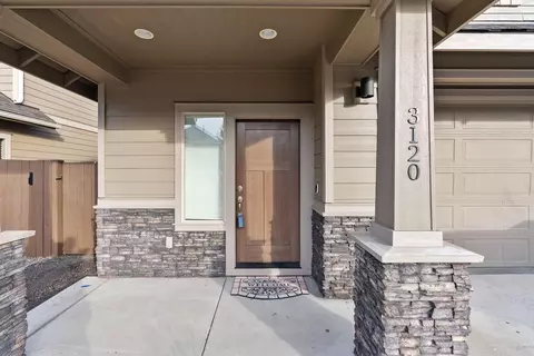 3120 NE Marea Dr, Bend, OR 97701 photo 2