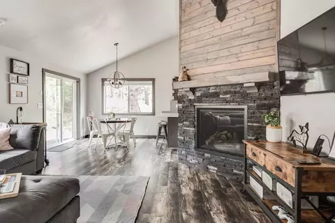 57306 Red Fir Ln, Sunriver, OR 97707