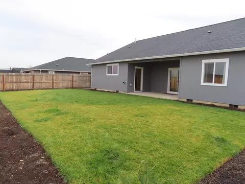 Exterior - 508 Barnum Dr, Phoenix, OR 97535 photo 3 of 11