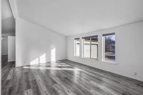 2380 NE Crocus Way, Bend, OR 97701 photo 25