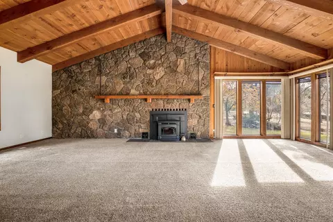 62255 Wallace Rd, Bend, OR 97701 photo 6