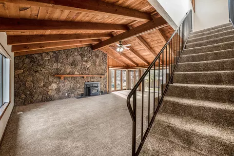 62255 Wallace Rd, Bend, OR 97701 photo 5