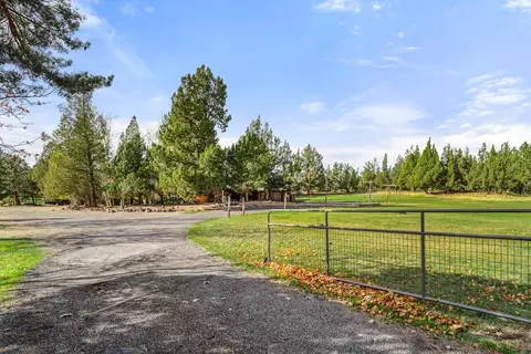 62255 Wallace Rd, Bend, OR 97701 photo 49