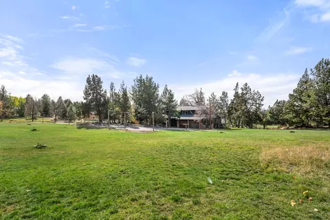 62255 Wallace Rd, Bend, OR 97701 photo 50