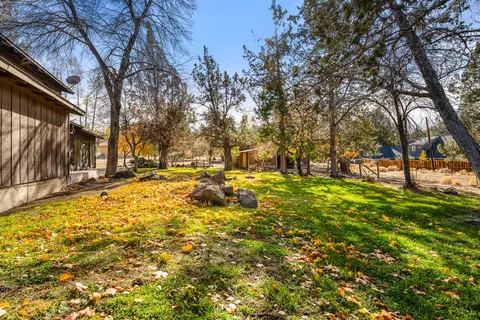 62255 Wallace Rd, Bend, OR 97701 photo 43