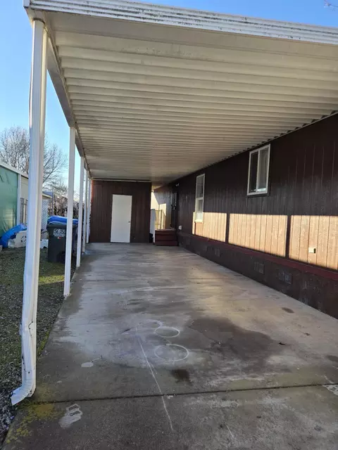633 E Archwood Dr #101, Eagle Point, OR 97524 photo 11