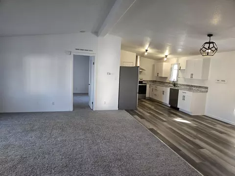 633 E Archwood Dr #101, Eagle Point, OR 97524 photo 16