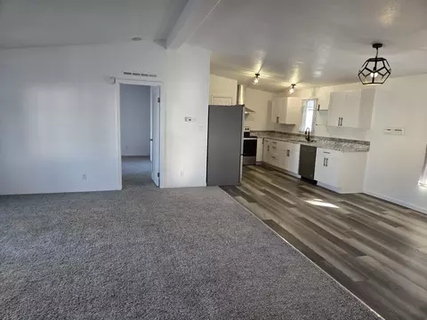 633 E Archwood Dr #101, Eagle Point, OR 97524 photo 17