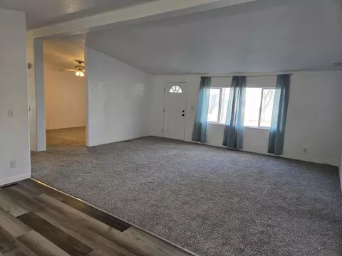 633 E Archwood Dr #101, Eagle Point, OR 97524 photo 13