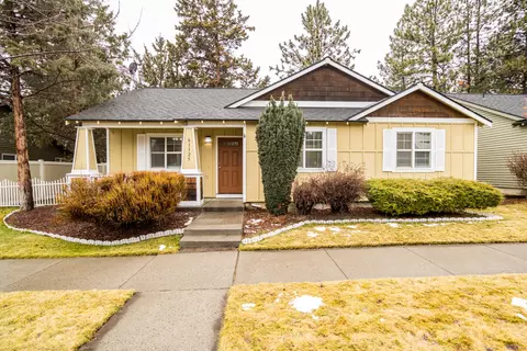 61325 Fairfield Dr, Bend, OR 97702