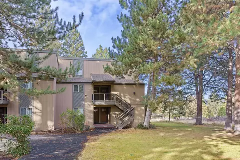 19717 SW Mt Bachelor Dr #235, Bend, OR 97702