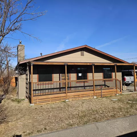 311 E D St, Culver, OR 97734
