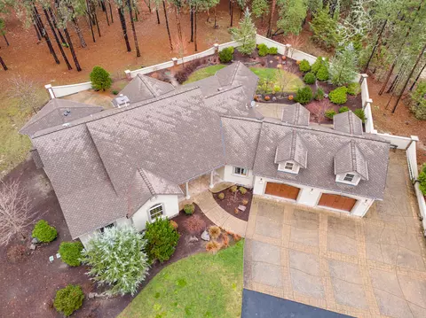 View/Area - 112 E Intervale Rd, Grants Pass, OR 97527 photo 1 of 10
