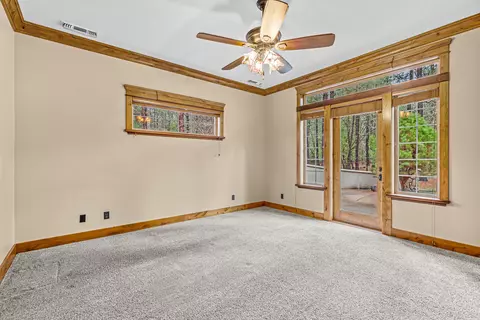 Bedroom - 112 E Intervale Rd, Grants Pass, OR 97527 photo 4 of 5