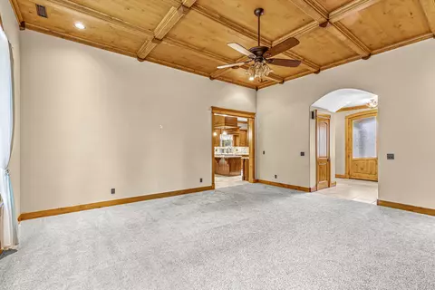 Living - 112 E Intervale Rd, Grants Pass, OR 97527 photo 1 of 4