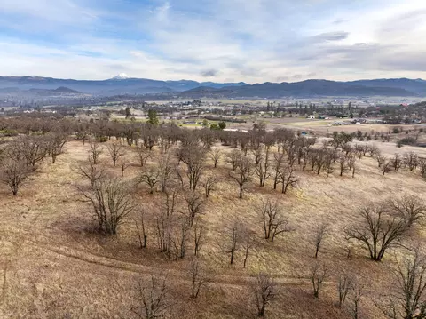 0 Stevens Rd, Eagle Point, OR 97524 photo 11