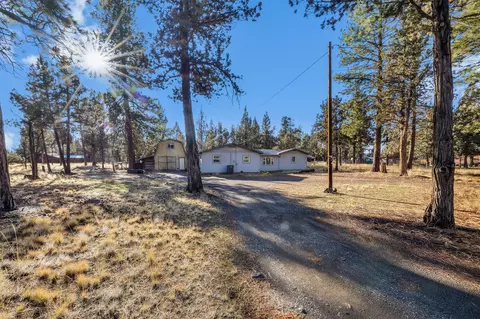 17235 Kent Rd, Sisters, OR 97759