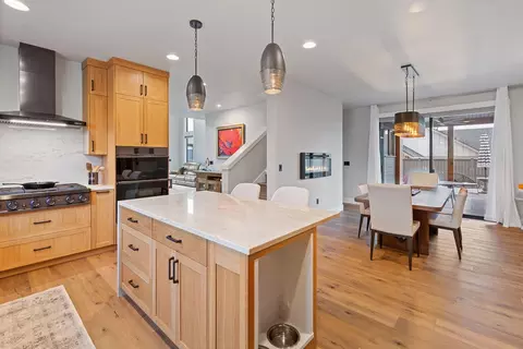 Kitchen - 60827 SW Headwaters Loop, Bend, OR 97702 photo 5 of 6
