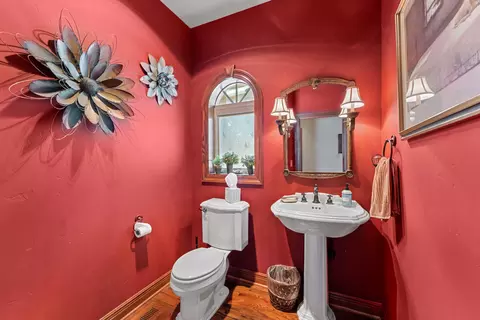 Bath - 3944 Jonathan Way, Central Point, OR 97502 photo 1 of 6