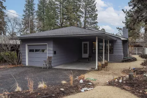 648 NE 9th St, Bend, OR 97701