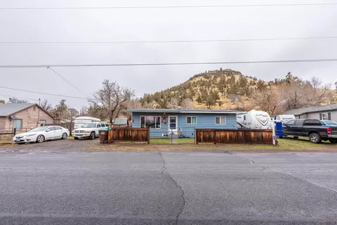 900 SE Willowdale Dr, Prineville, OR 97754